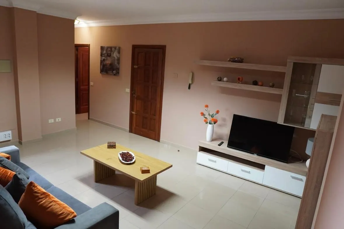 Apartamentos Los Reyes Guamasa